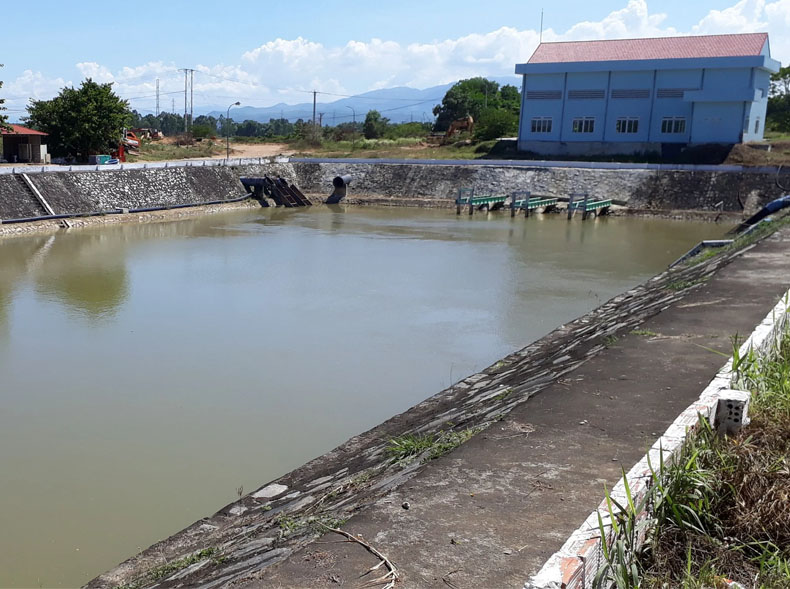 Hiện tại tình trạng nước nhiễm mặn ảnh hưởng gần 100.000 hộ dân tại Bến Tre, Tiền Giang