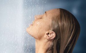Dùng nước chứa Clo dư nhiều sẽ tác động tiêu cực đến cơ thể của bạn.