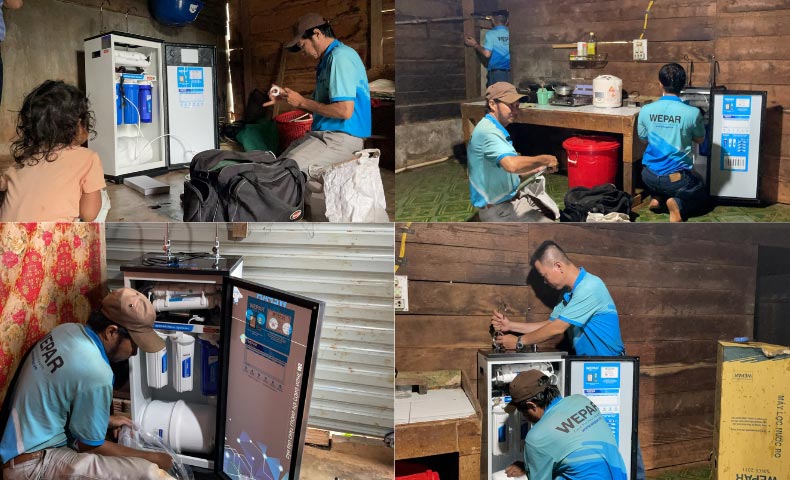 Kỹ thuật viên của Wepar hỗ trợ lắp đặt máy lọc nước tại nhà người dân.