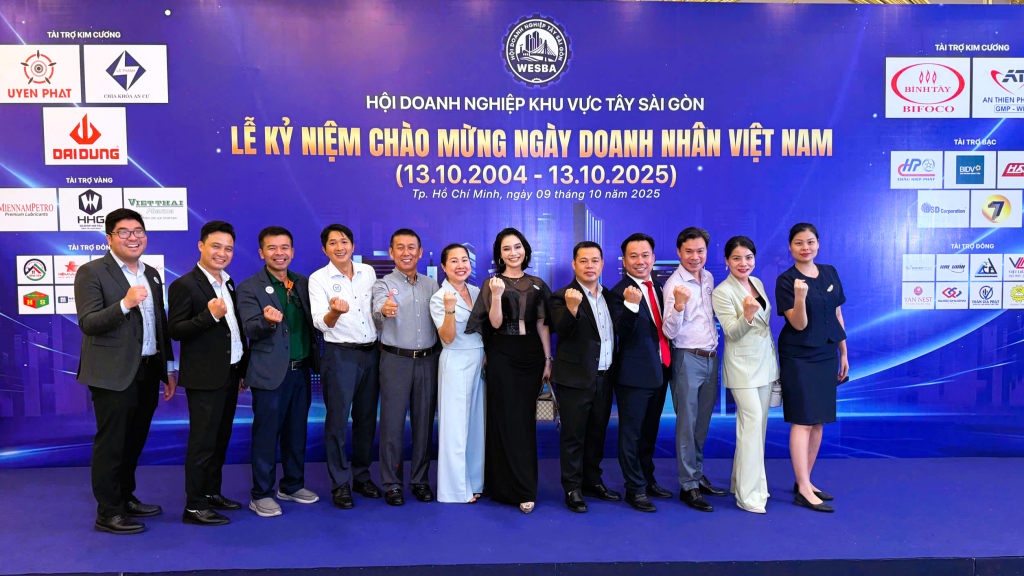 Doanh nhân Việt Nam